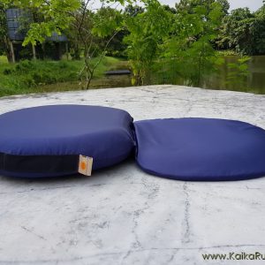 เบาะรองนั่งสมาธิ รุ่น Step-2M สีกรม ผ้ากันน้ำ กันไรฝุ่น