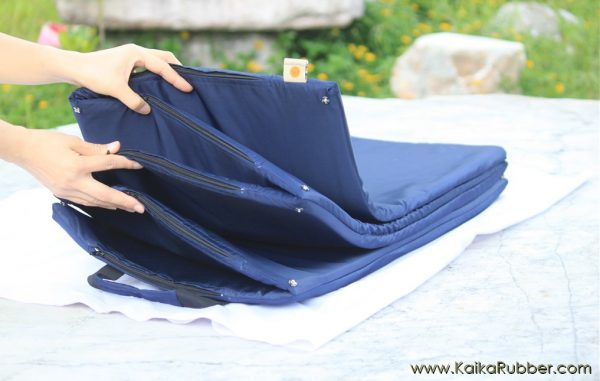 KK3025C-Kaika-ที่นอน-M-สีกรม-002 ที่นอนปิกนิกยางพารา รุ่น M - สีกรม ผ้ากันน้ำ กันไรฝุ่น