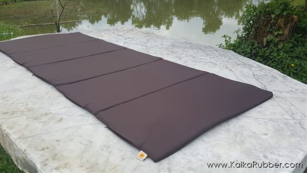 ที่นอนปิกนิกยางพารา รุ่น M - สีน้ำตาล ผ้ากันน้ำ กันไรฝุ่น